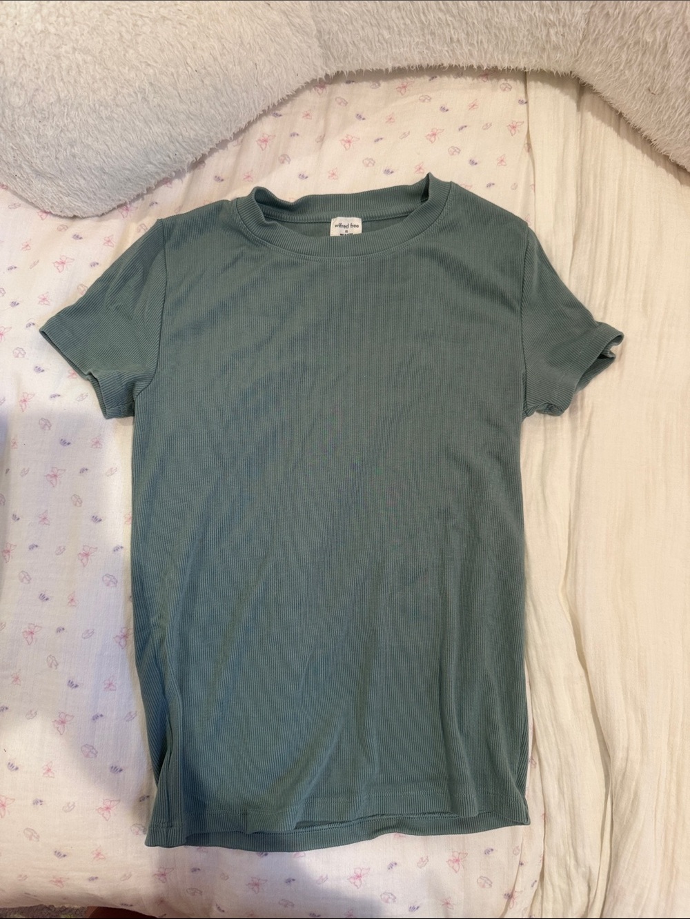 Aritzia Ribbed Short-Sleeve Tee in Sage